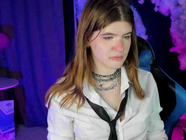 AngelinaLing webcam