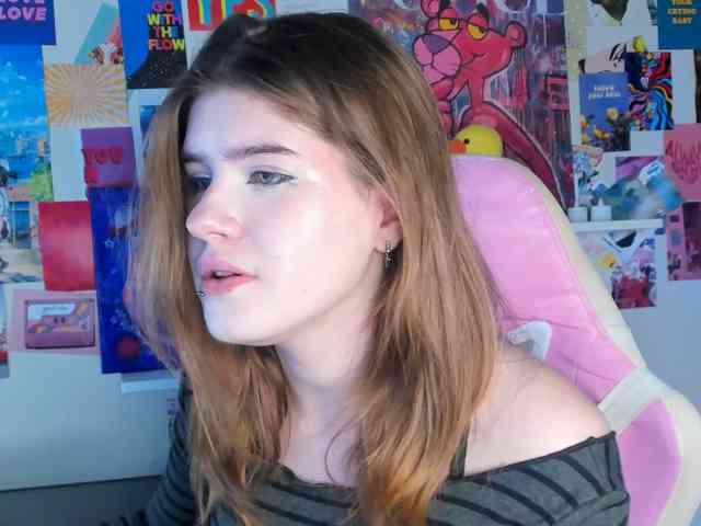 AngelinaLing webcam