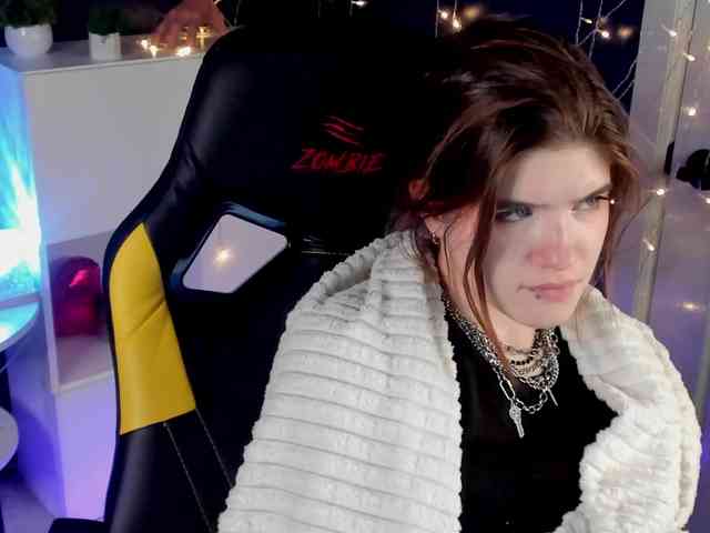 AngelinaLing webcam