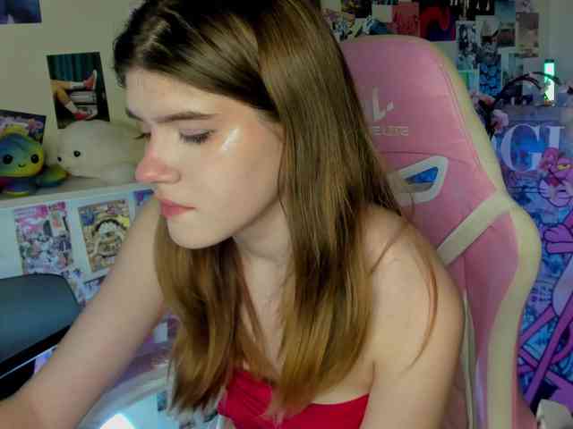 AngelinaLing webcam