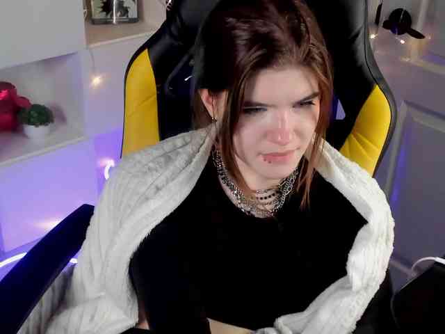 AngelinaLing webcam
