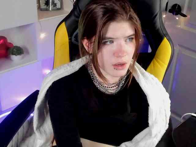 AngelinaLing webcam