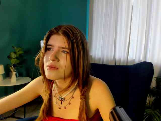 AngelinaLing webcam