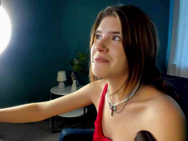 AngelinaLing webcam