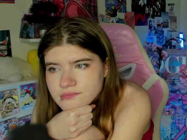 AngelinaLing webcam