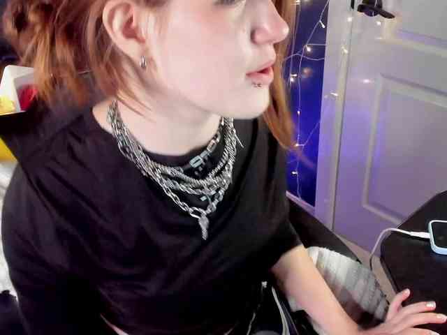AngelinaLing webcam