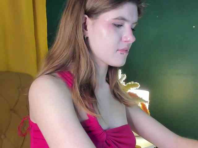 AngelinaLing webcam