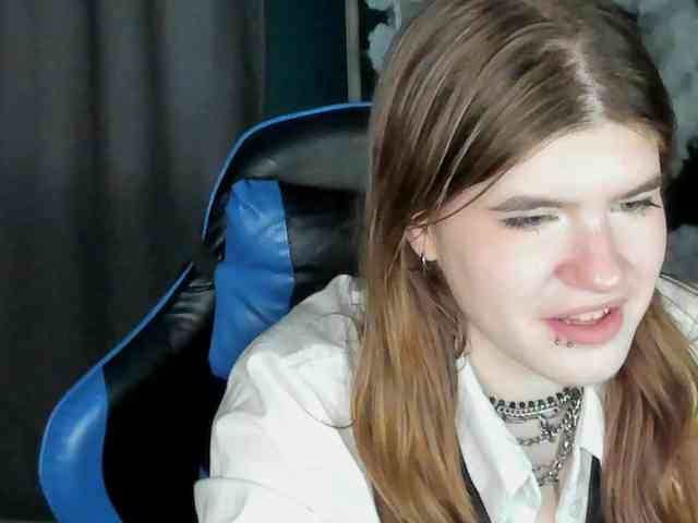 AngelinaLing webcam