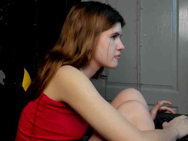 AngelinaLing webcam