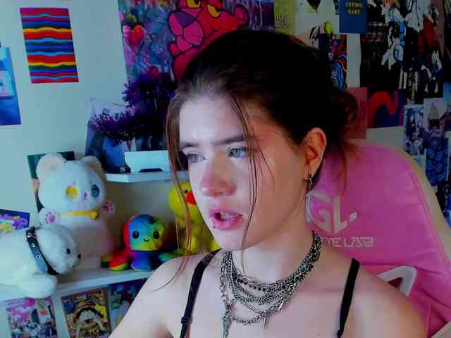 AngelinaLing webcam