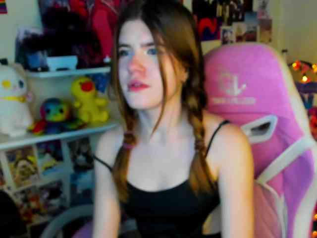 AngelinaLing webcam