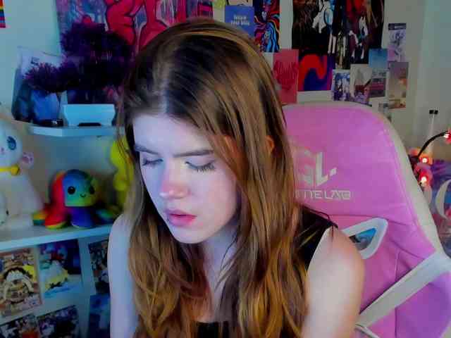AngelinaLing webcam