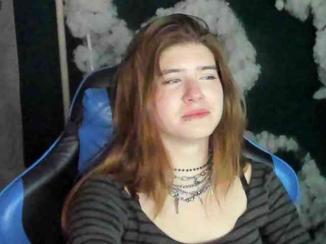 AngelinaLing webcam