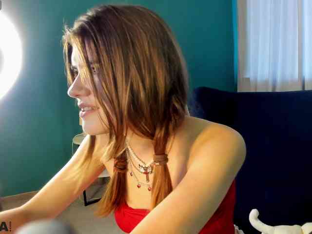 AngelinaLing webcam