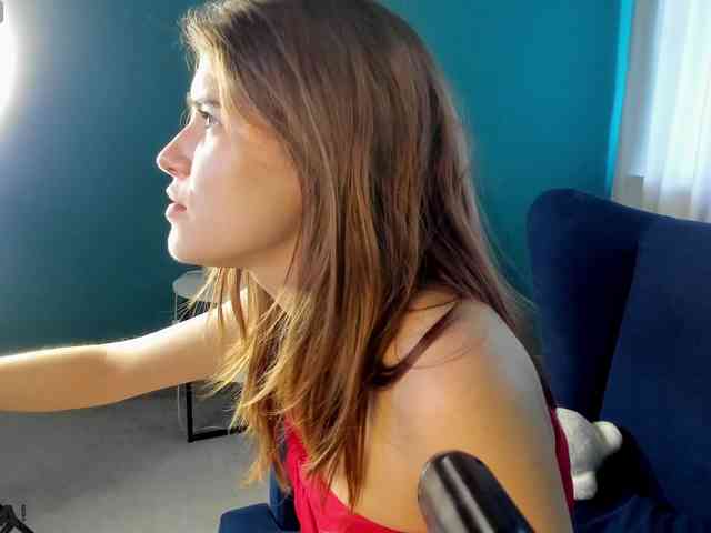 AngelinaLing webcam