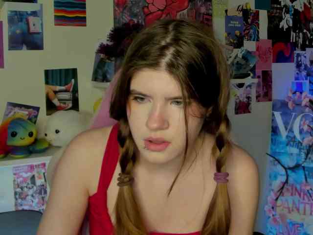 AngelinaLing webcam