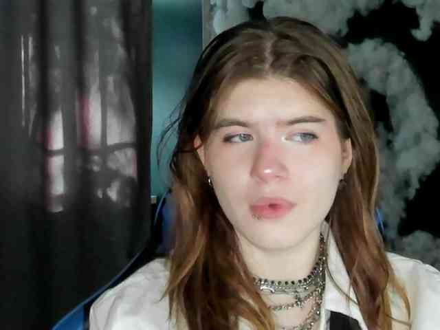 AngelinaLing webcam