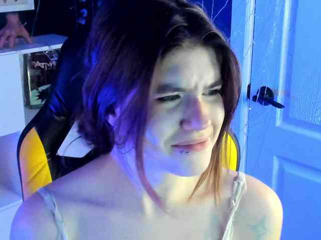 AngelinaLing webcam