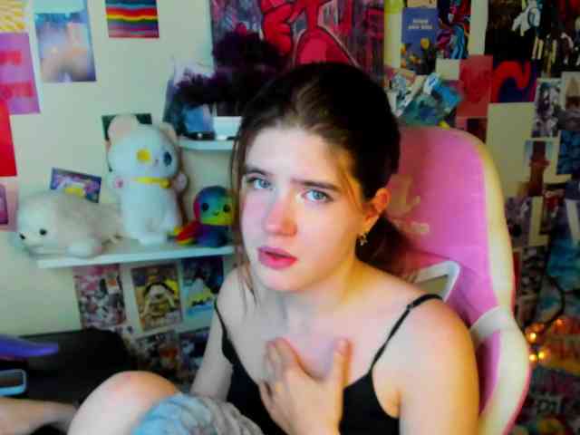 AngelinaLing webcam