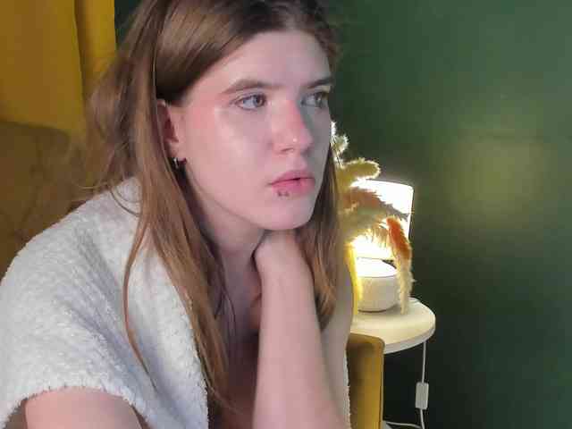 AngelinaLing webcam
