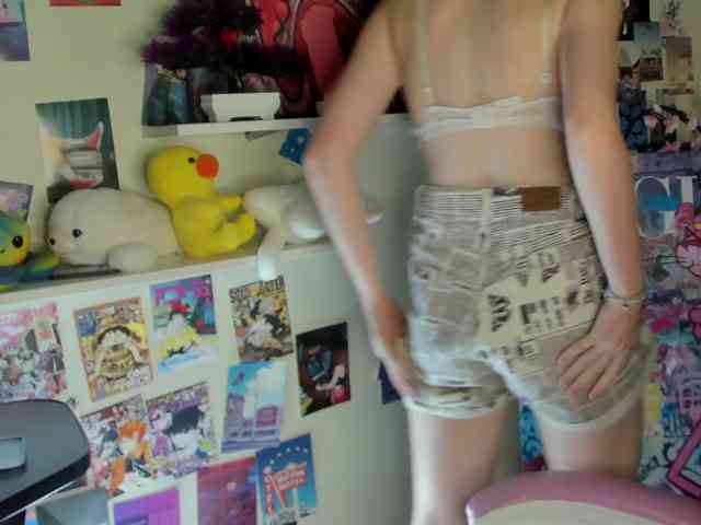 AngelinaLing webcam