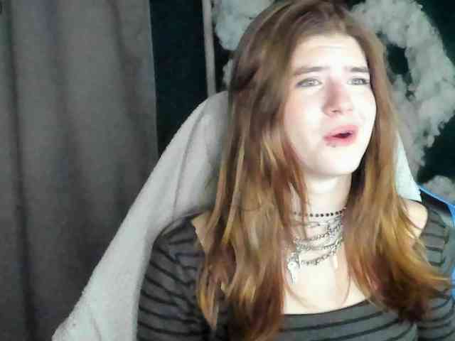 AngelinaLing webcam