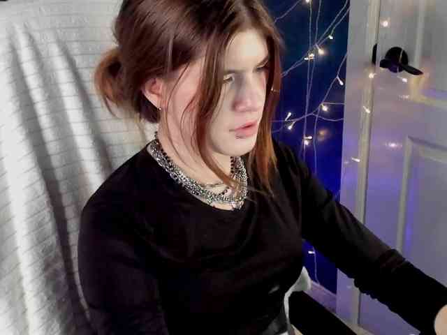 AngelinaLing webcam