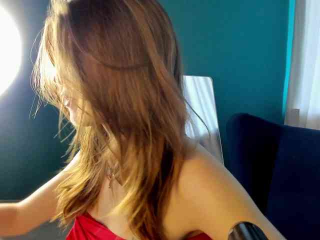 AngelinaLing webcam