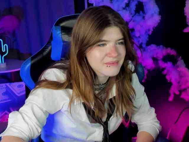 AngelinaLing webcam