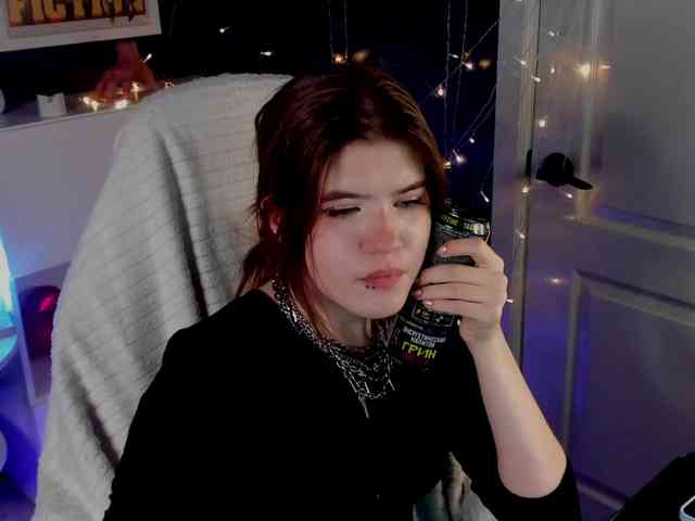 AngelinaLing webcam