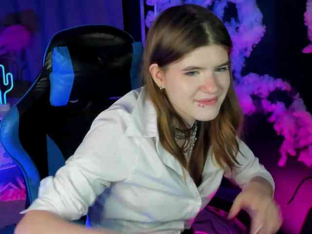 AngelinaLing webcam