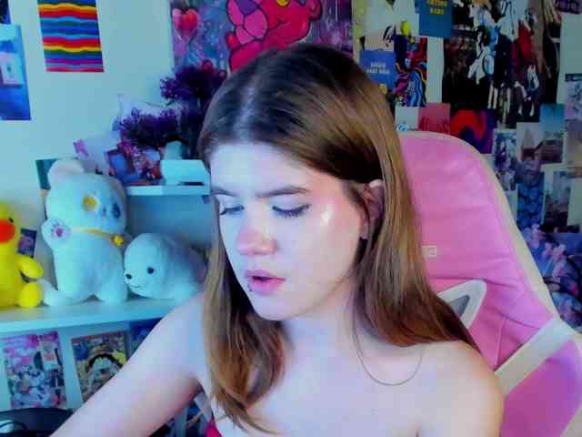 AngelinaLing webcam