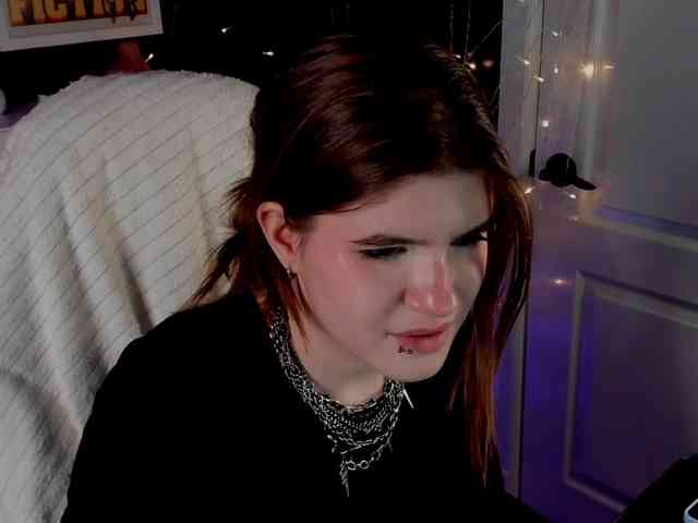 AngelinaLing webcam