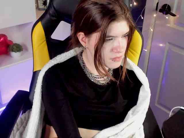 AngelinaLing webcam
