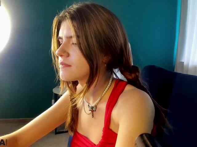 AngelinaLing webcam