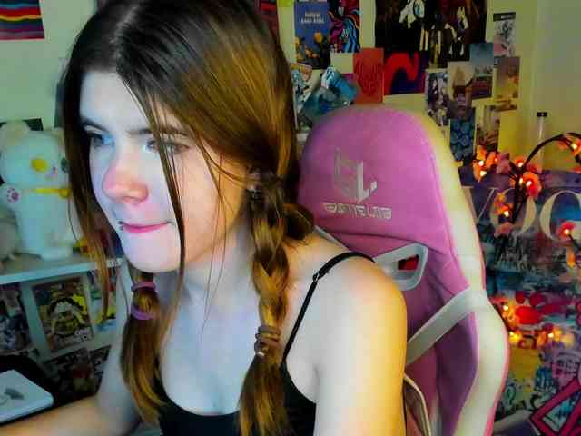 AngelinaLing webcam