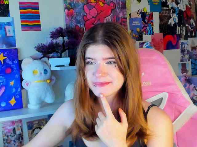 AngelinaLing webcam
