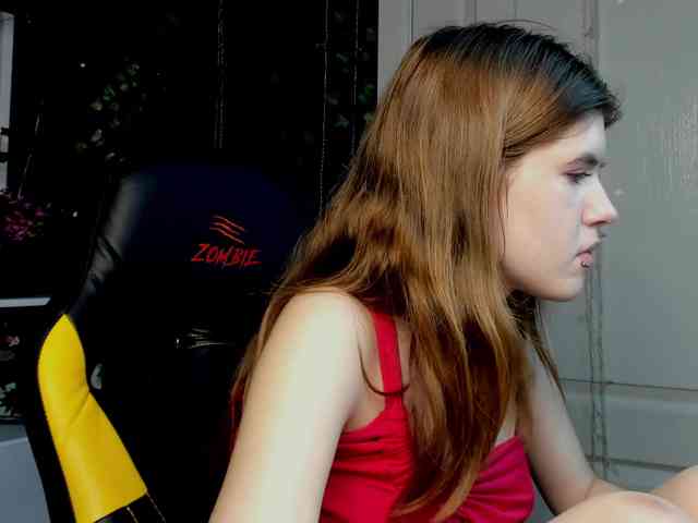 AngelinaLing webcam