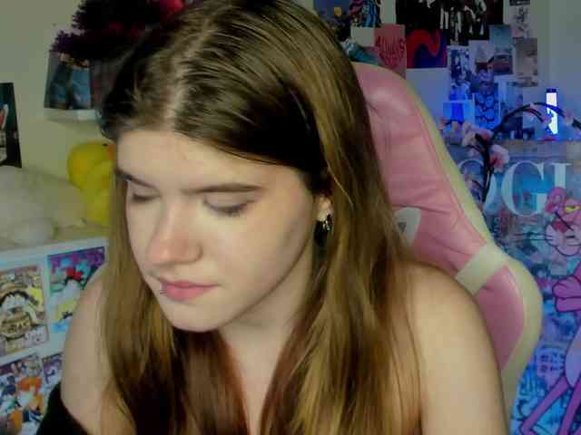 AngelinaLing webcam