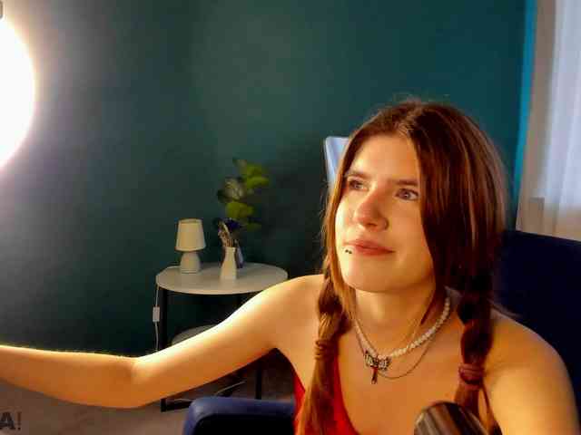AngelinaLing webcam