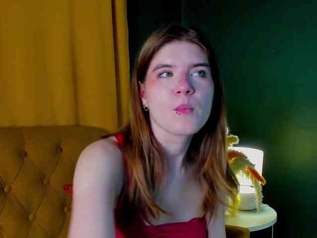 AngelinaLing webcam