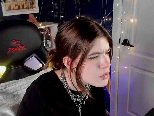 AngelinaLing webcam