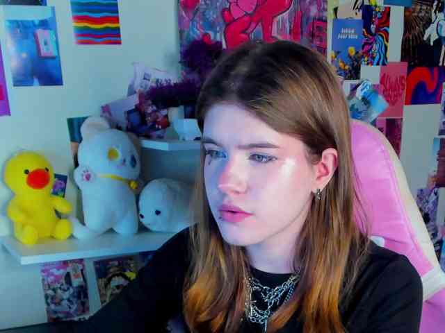 AngelinaLing webcam