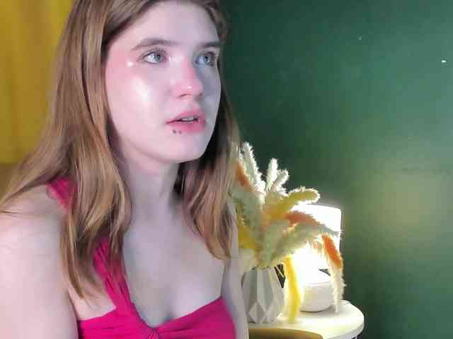 AngelinaLing webcam