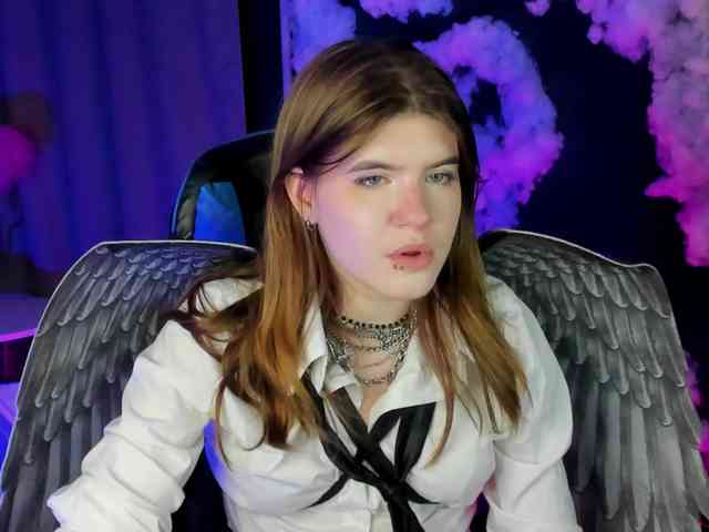 AngelinaLing webcam