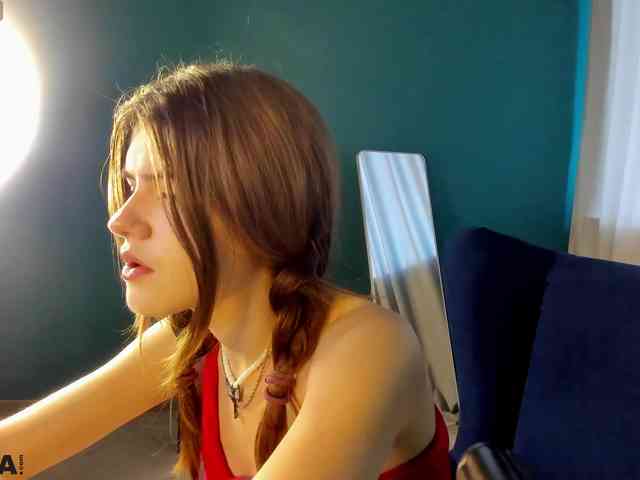 AngelinaLing webcam