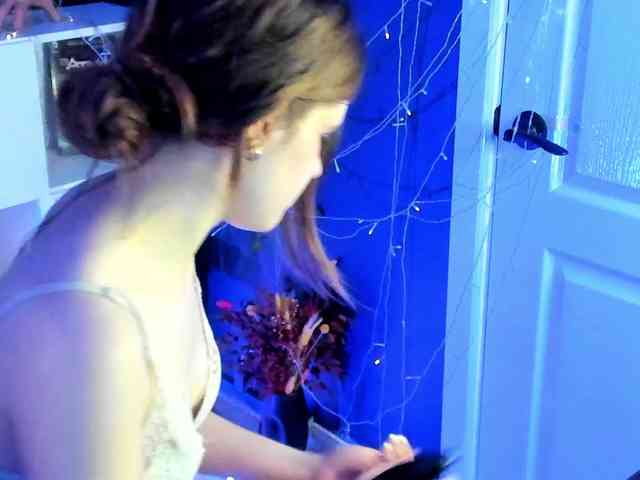 AngelinaLing webcam