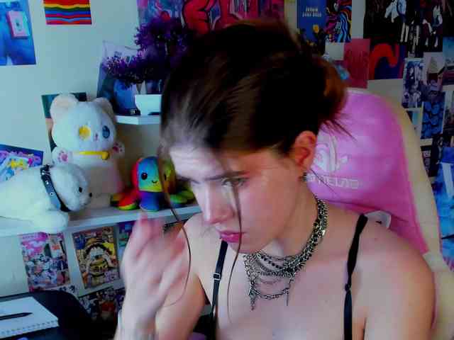 AngelinaLing webcam