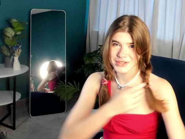 AngelinaLing webcam