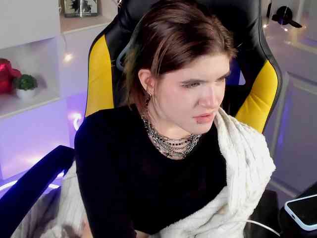 AngelinaLing webcam